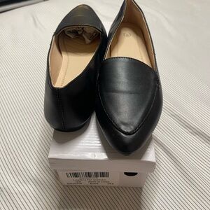 Elegant Black Women's Flats